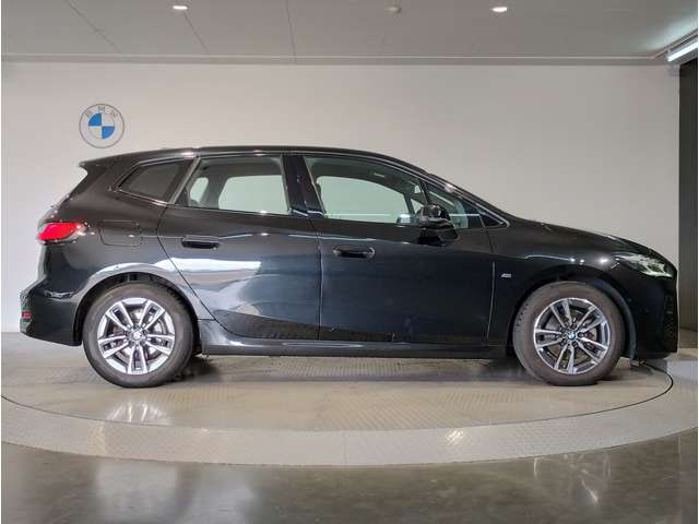 BMW 2 Series Active Tourer — фото 7