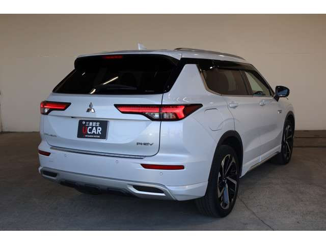 Mitsubishi Outlander — фото 10