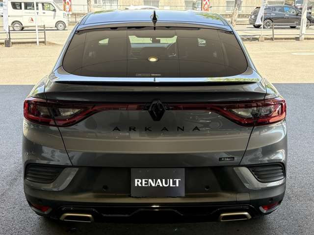 Renault Arkana — фото 8