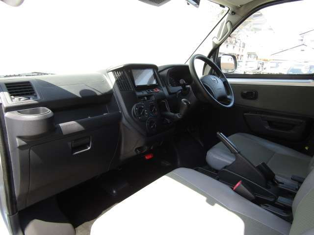 Mazda Bongo VAN — фото 4