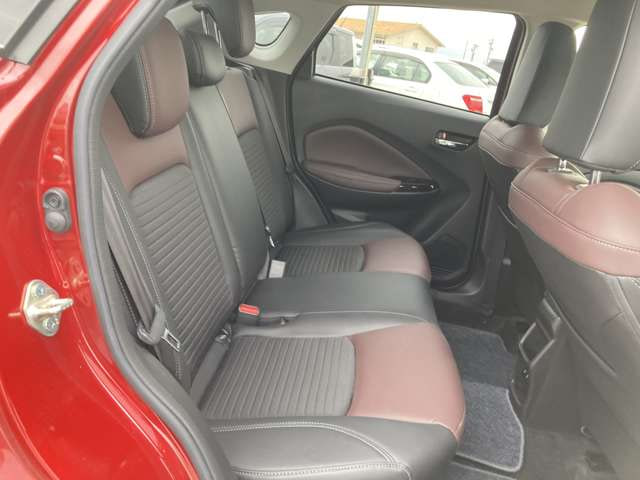 Suzuki Fronx — фото 10