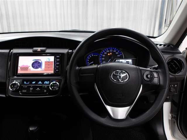 Toyota Corolla Axio — фото 4