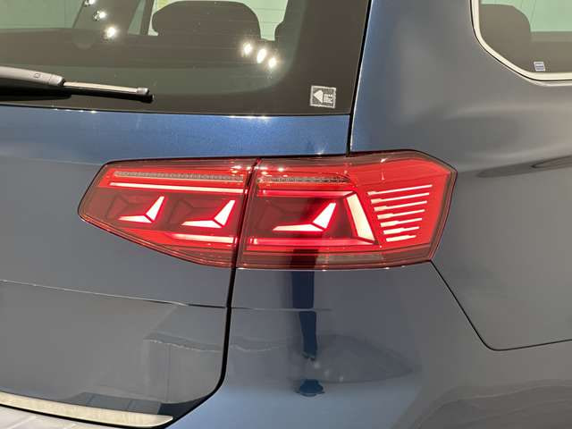Volkswagen Passat Variant — фото 8