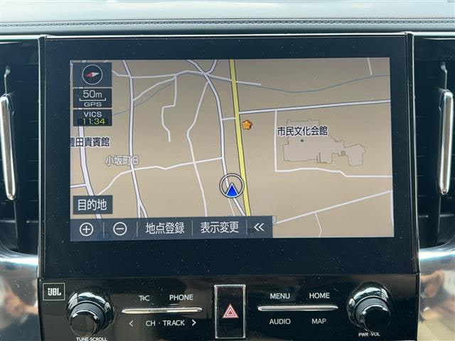 Toyota Alphard — фото 4