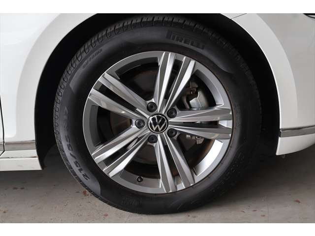 Volkswagen Passat — фото 10