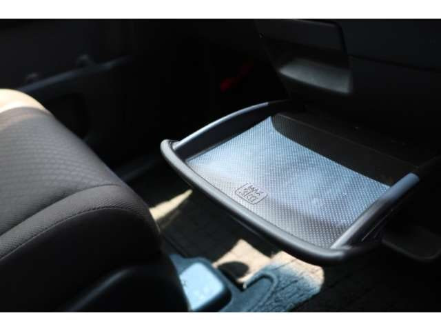 Honda Freed Plus — фото 8