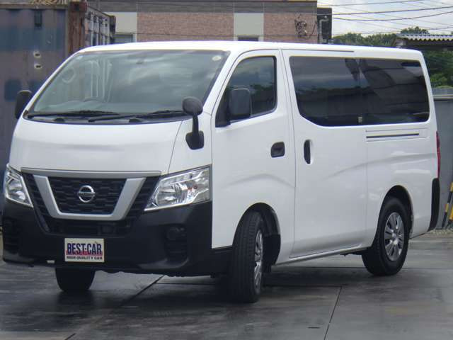 Nissan NV350 Caravan — фото 4