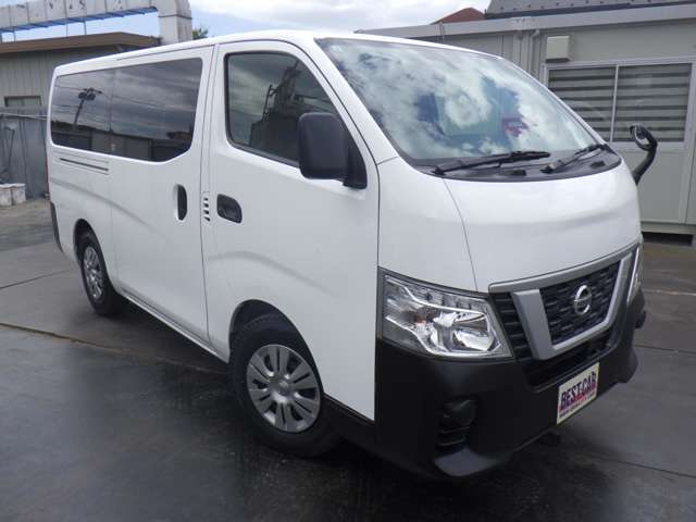 Nissan NV350 Caravan — фото 6
