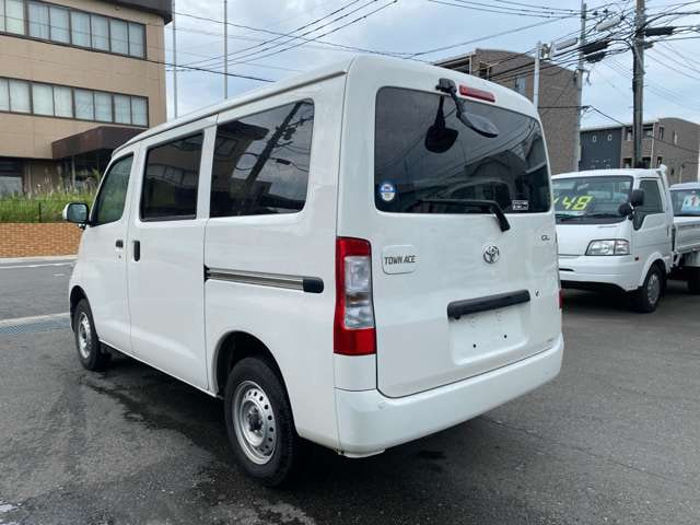 Toyota Townace VAN — фото 6