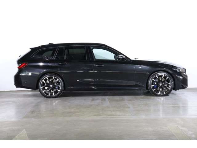 BMW 3 Series Touring — фото 3