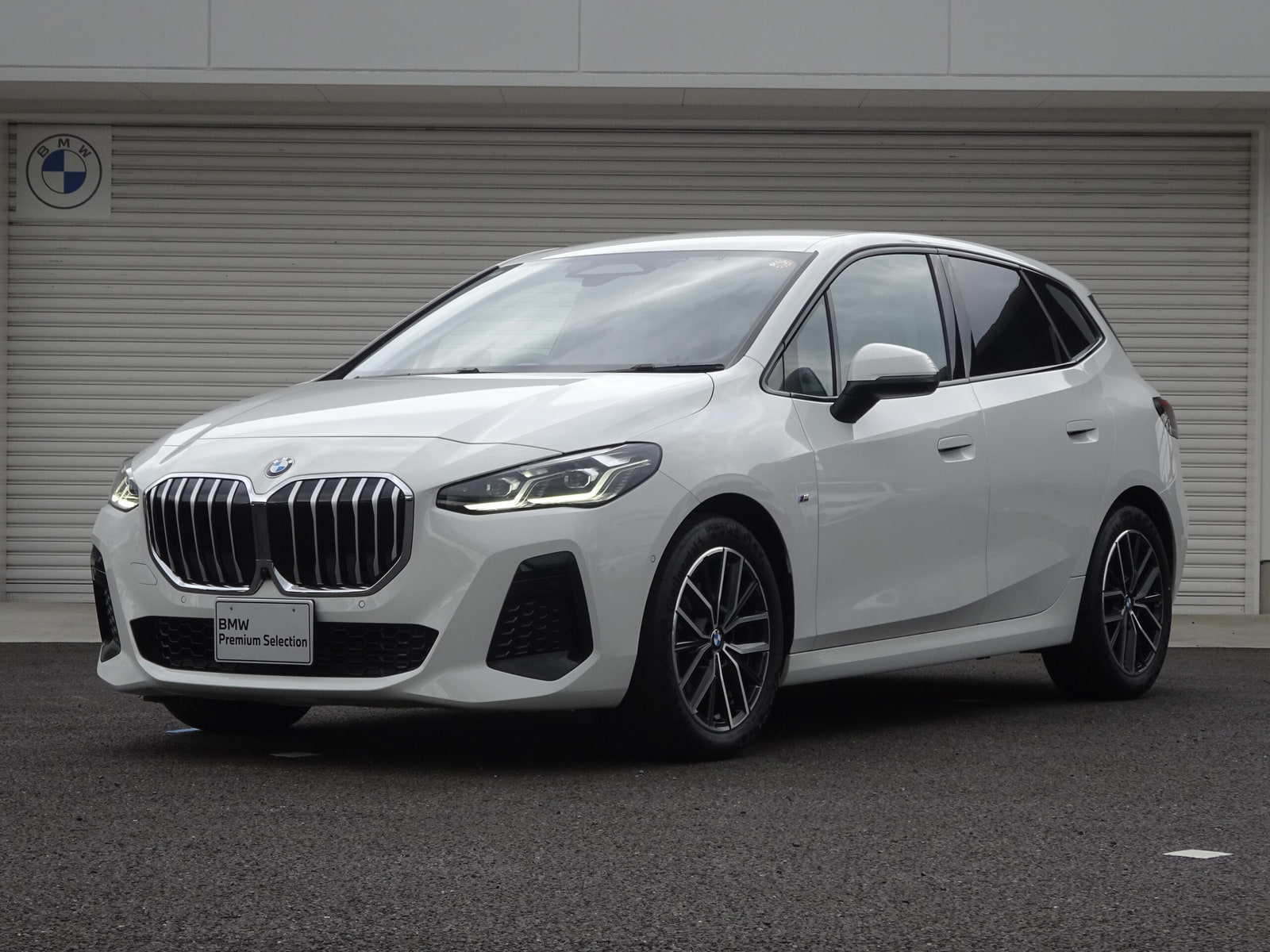 BMW 2 Series Active Tourer — фото 15