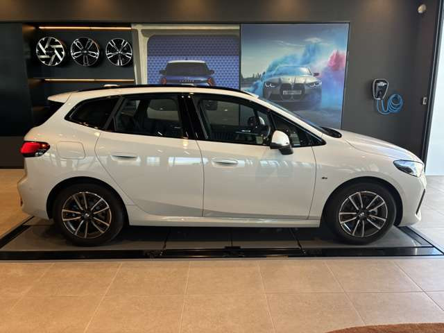 BMW 2 Series Active Tourer — фото 3