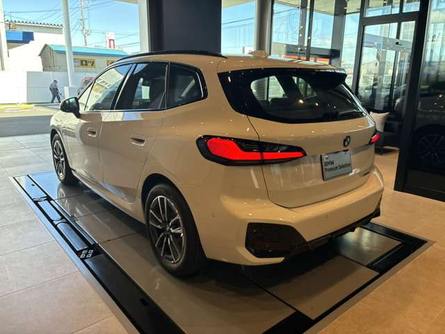 BMW 2 Series Active Tourer — фото 6