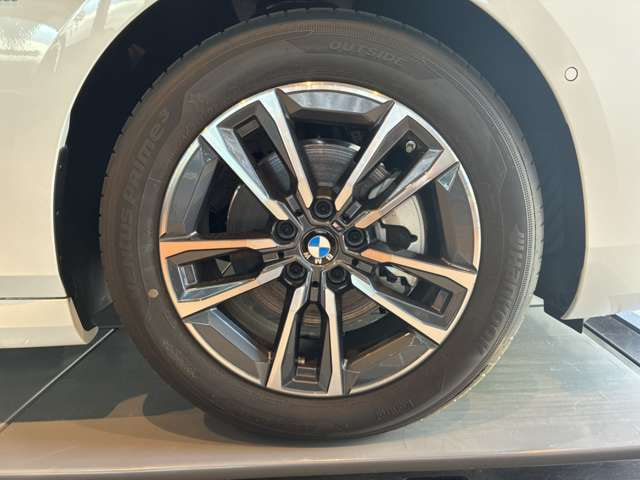 BMW 2 Series Active Tourer — фото 7