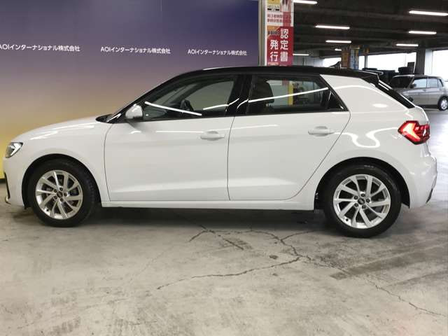 Audi A1 Sportback — фото 15