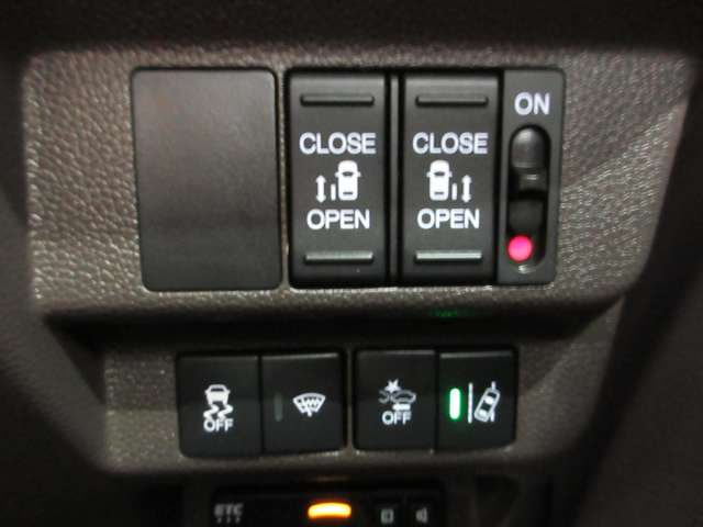 Honda Freed — фото 9