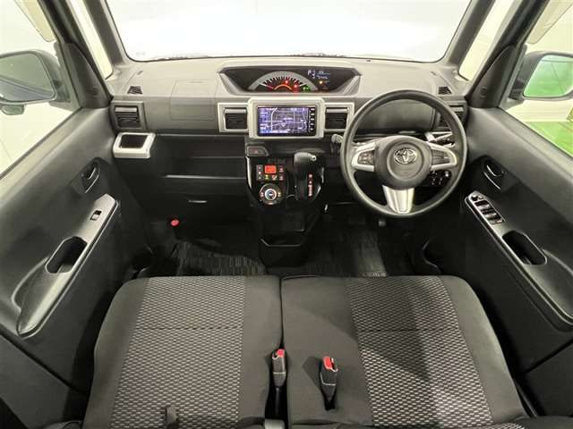 Toyota Pixis Mega — фото 10