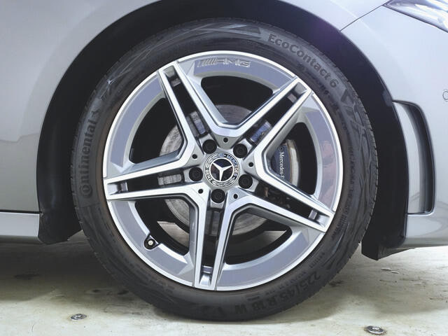 Mercedes Benz A Class Sedan — фото 10