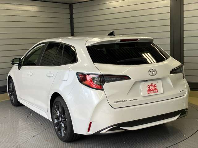 Toyota Corolla Touring — фото 5