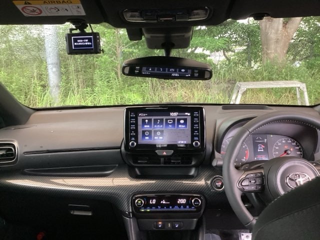 Toyota Gryaris — фото 3
