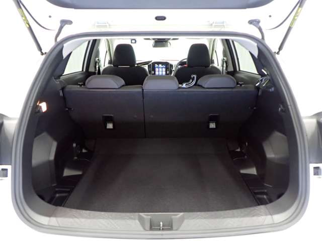 Subaru Impreza Hatchback — фото 8