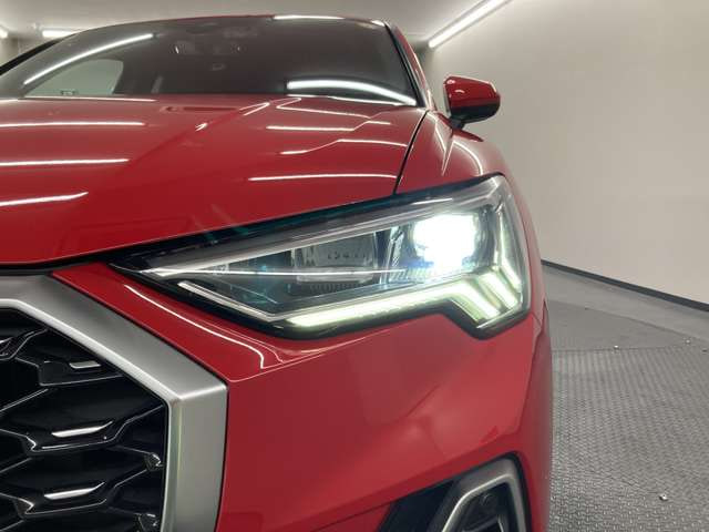 Audi Q3 Sportback — фото 10
