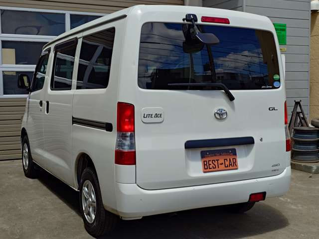 Toyota Liteace VAN — фото 6