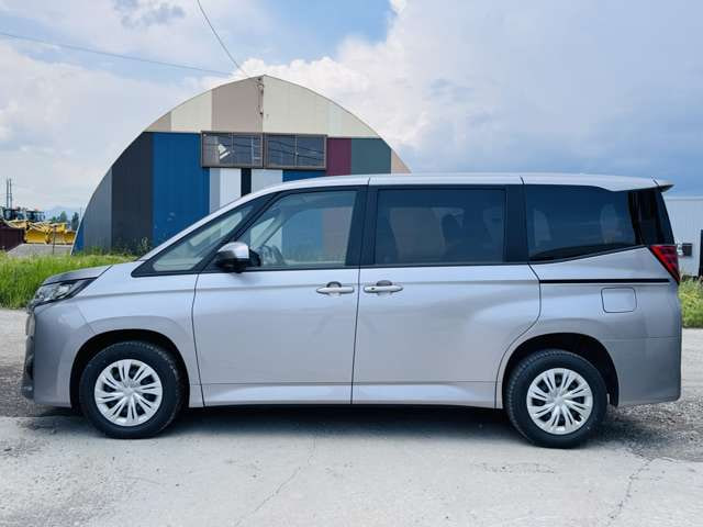 Toyota Noah — фото 8