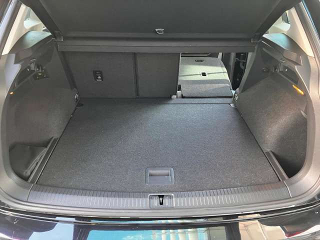 Volkswagen Tiguan — фото 10