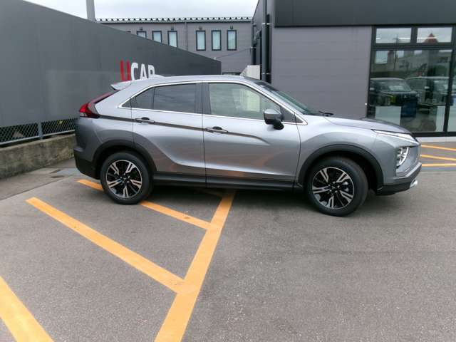 Mitsubishi Eclipse Cross — фото 6