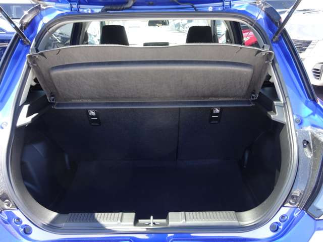 Suzuki Swift — фото 6