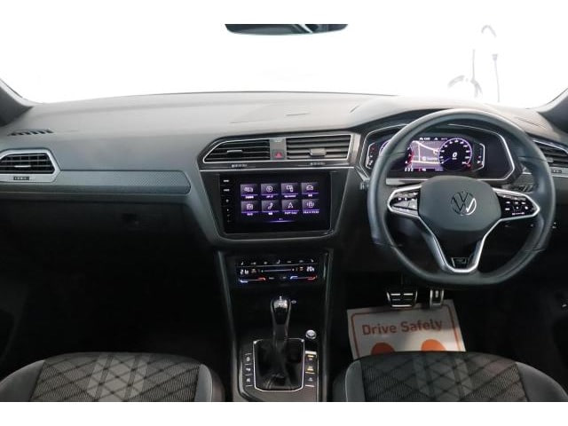 Volkswagen Tiguan — фото 8