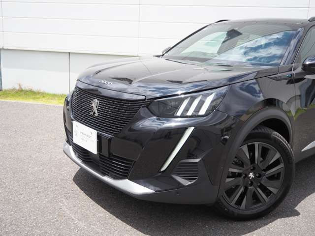 Peugeot SUV E 2008 — фото 10