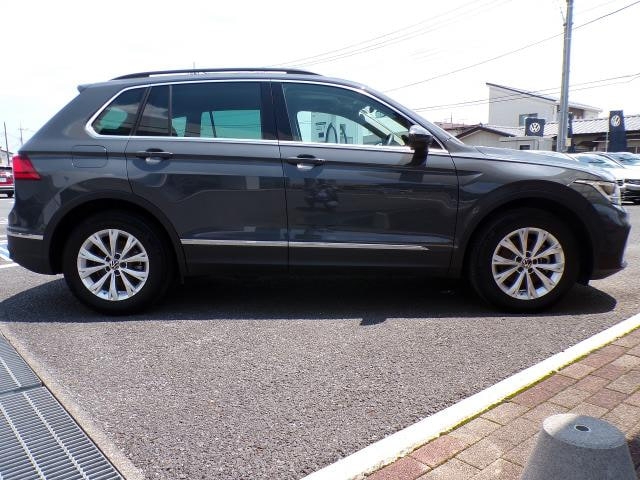 Volkswagen Tiguan — фото 7