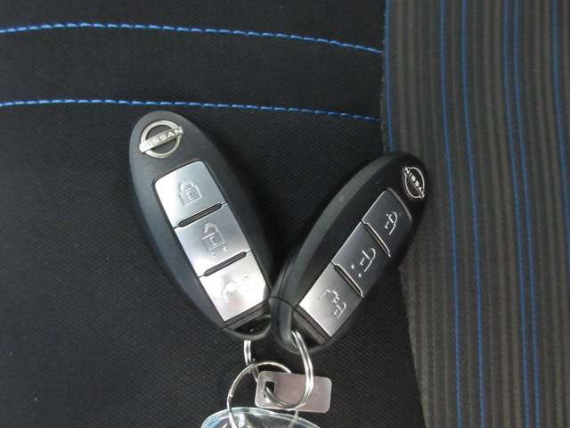 Nissan Leaf — фото 10
