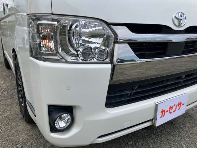 Toyota Hiace VAN — фото 10