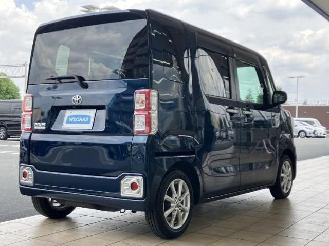 Toyota Pixis Mega — фото 3