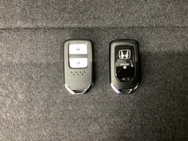 Honda FIT — фото 10