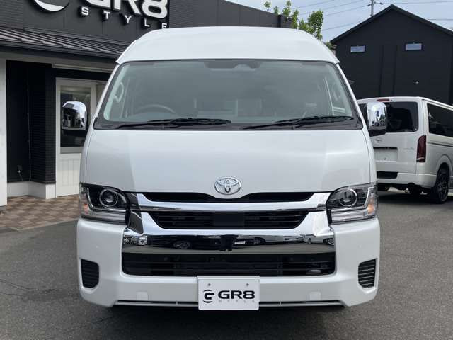 Toyota Hiace — фото 5