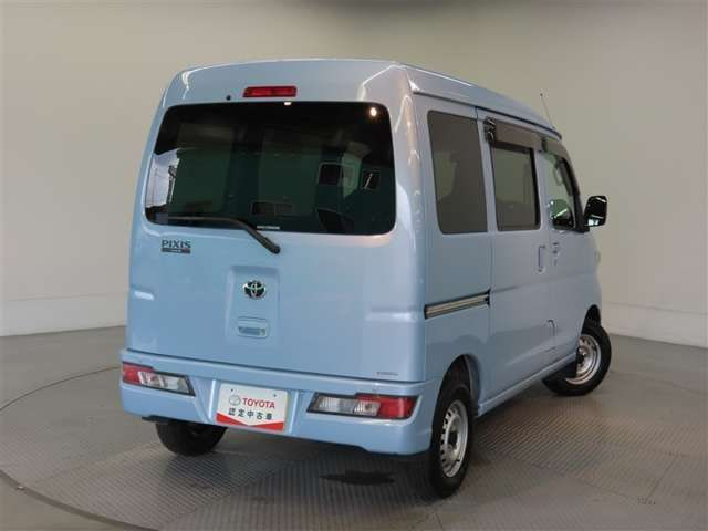 Toyota Pixis VAN — фото 6