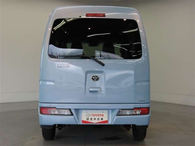 Toyota Pixis VAN — фото 7