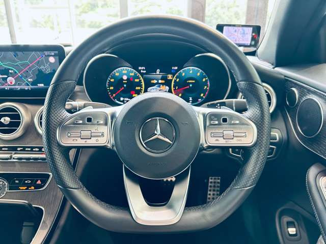 Mercedes Benz C Class Cabriolet — фото 10