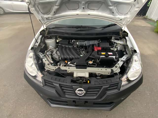 Nissan AD — фото 10