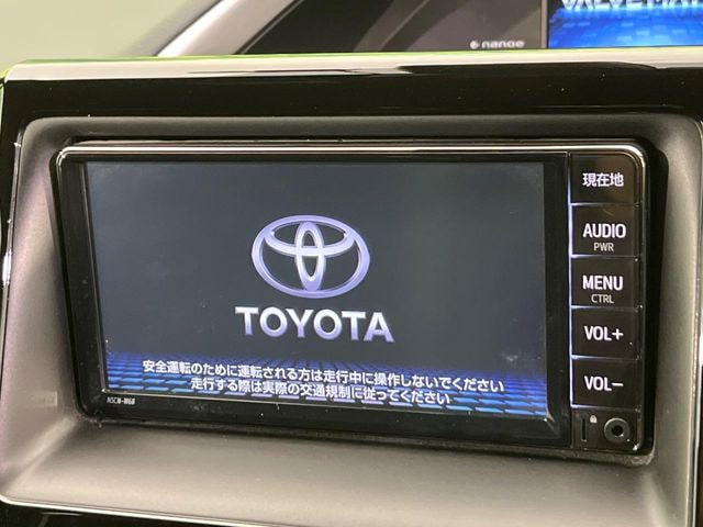 Toyota Voxy — фото 5