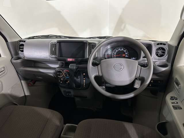 Nissan NV100 Clipper — фото 7