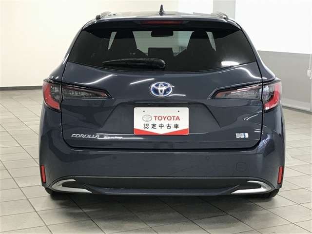 Toyota Corolla Touring — фото 7