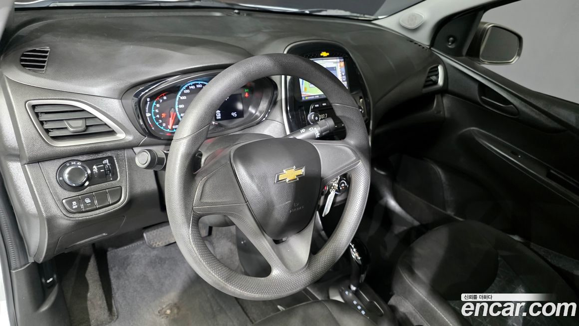 Chevrolet Spark — фото 8