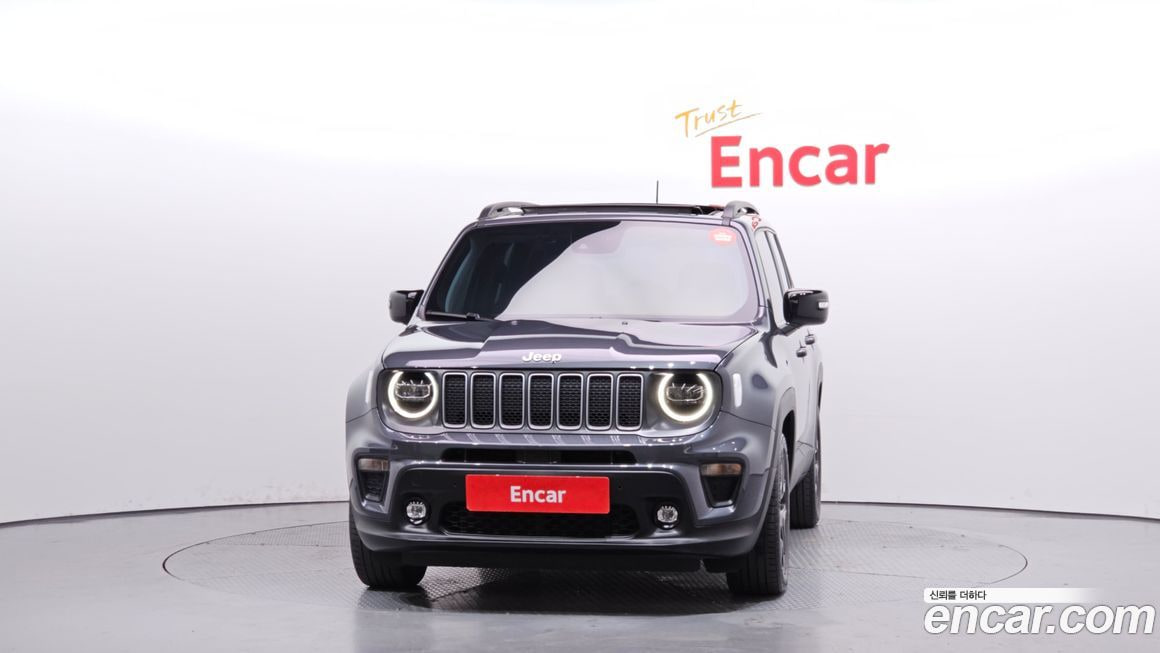 Jeep Renegade — фото 3