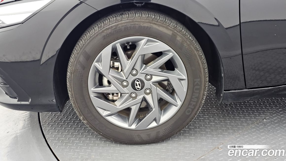 Hyundai AVANTE — фото 6