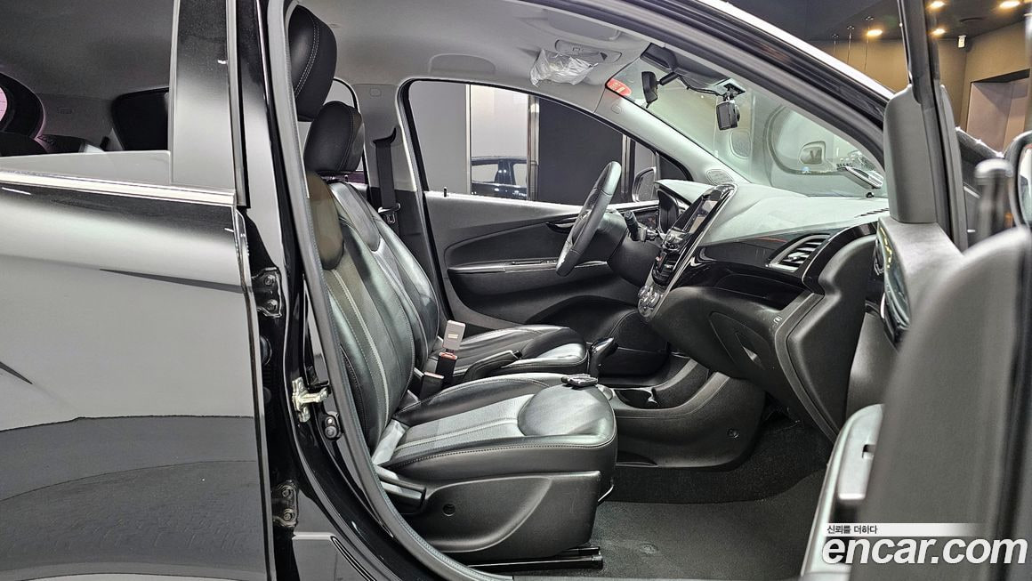 Chevrolet Spark — фото 10